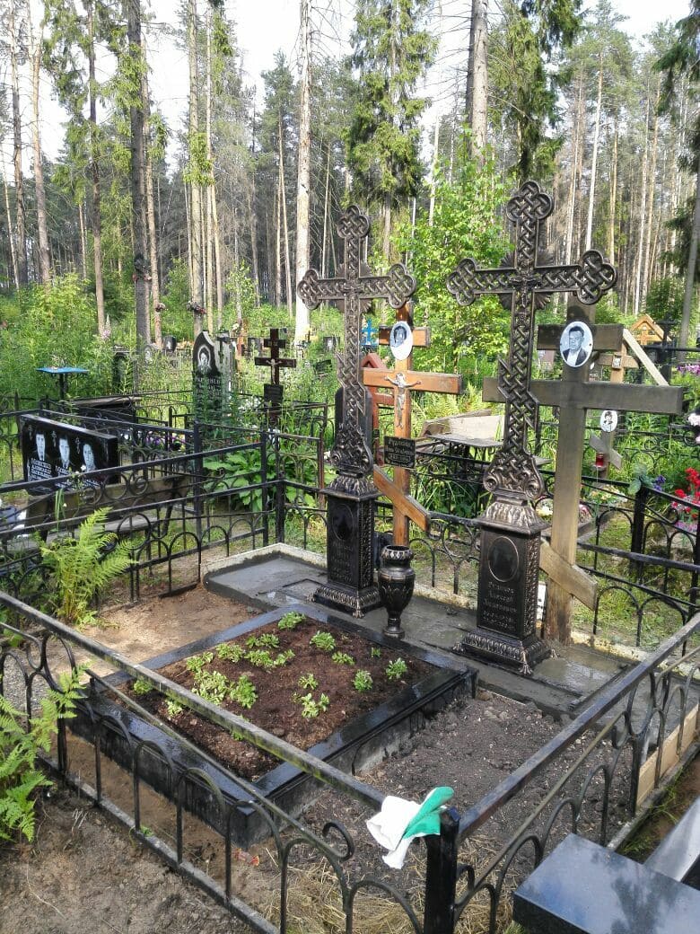 Крест из чугуна 83005