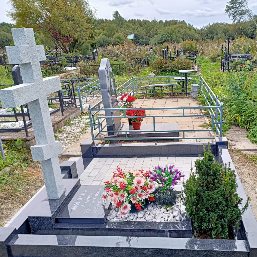 Цветник из гранита 81005