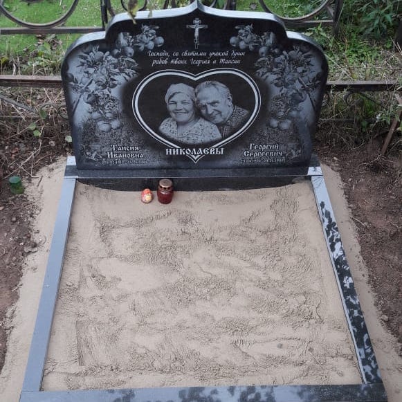 памятник семейный минарет 15505