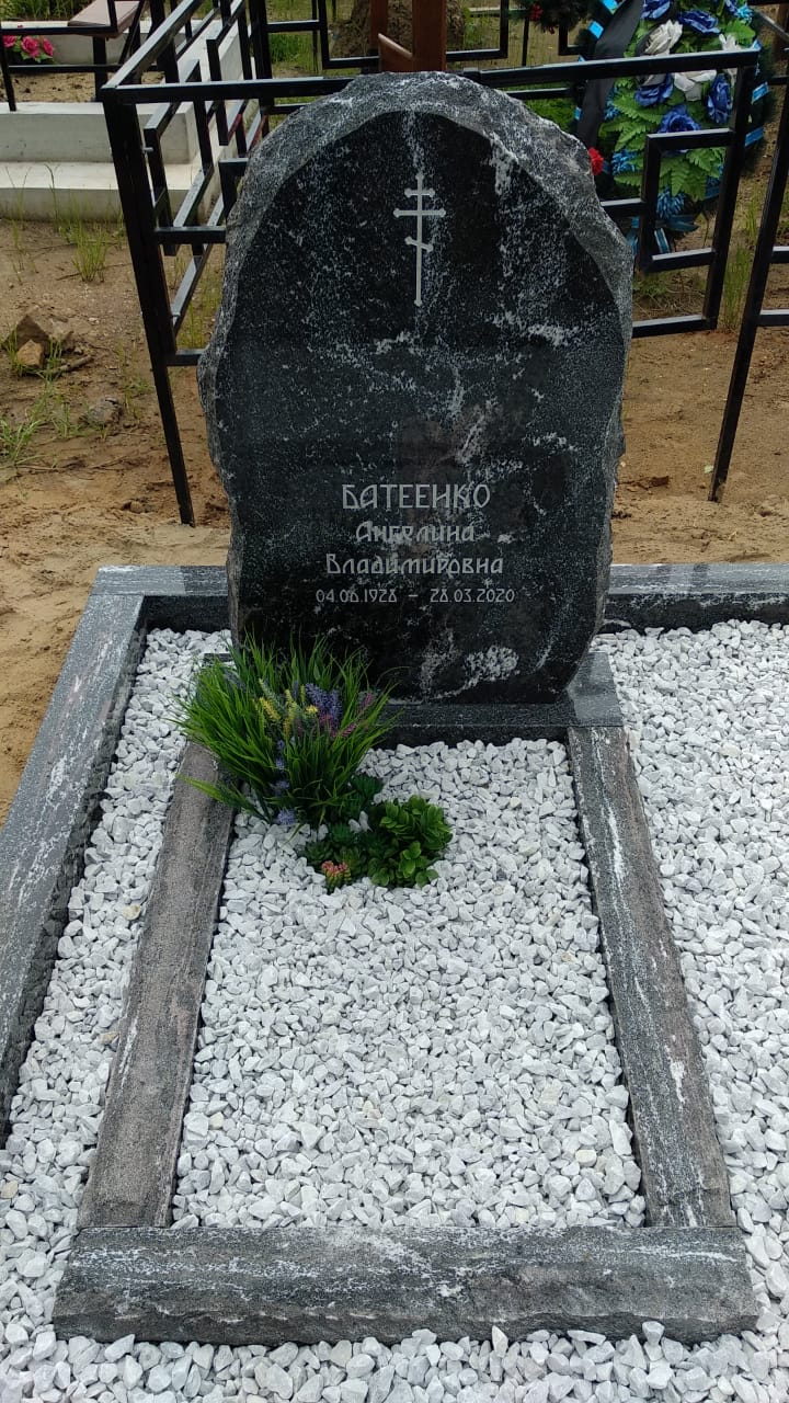 тонкий крест на памятник