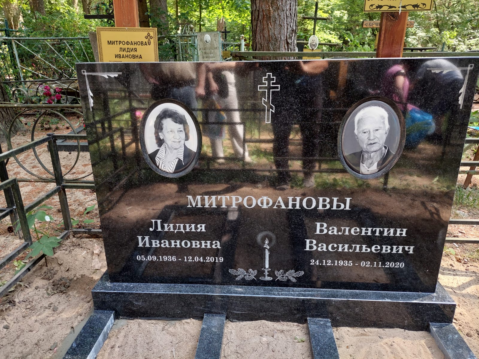 Виньетка-уголок для обрамления памятника