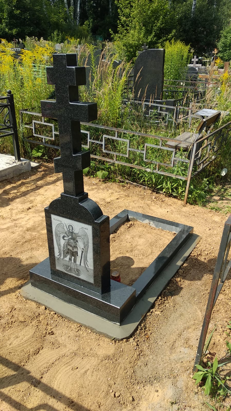 православный памятник из гранита