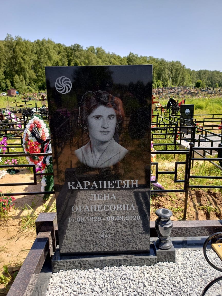 Памятник прямой на могилу 