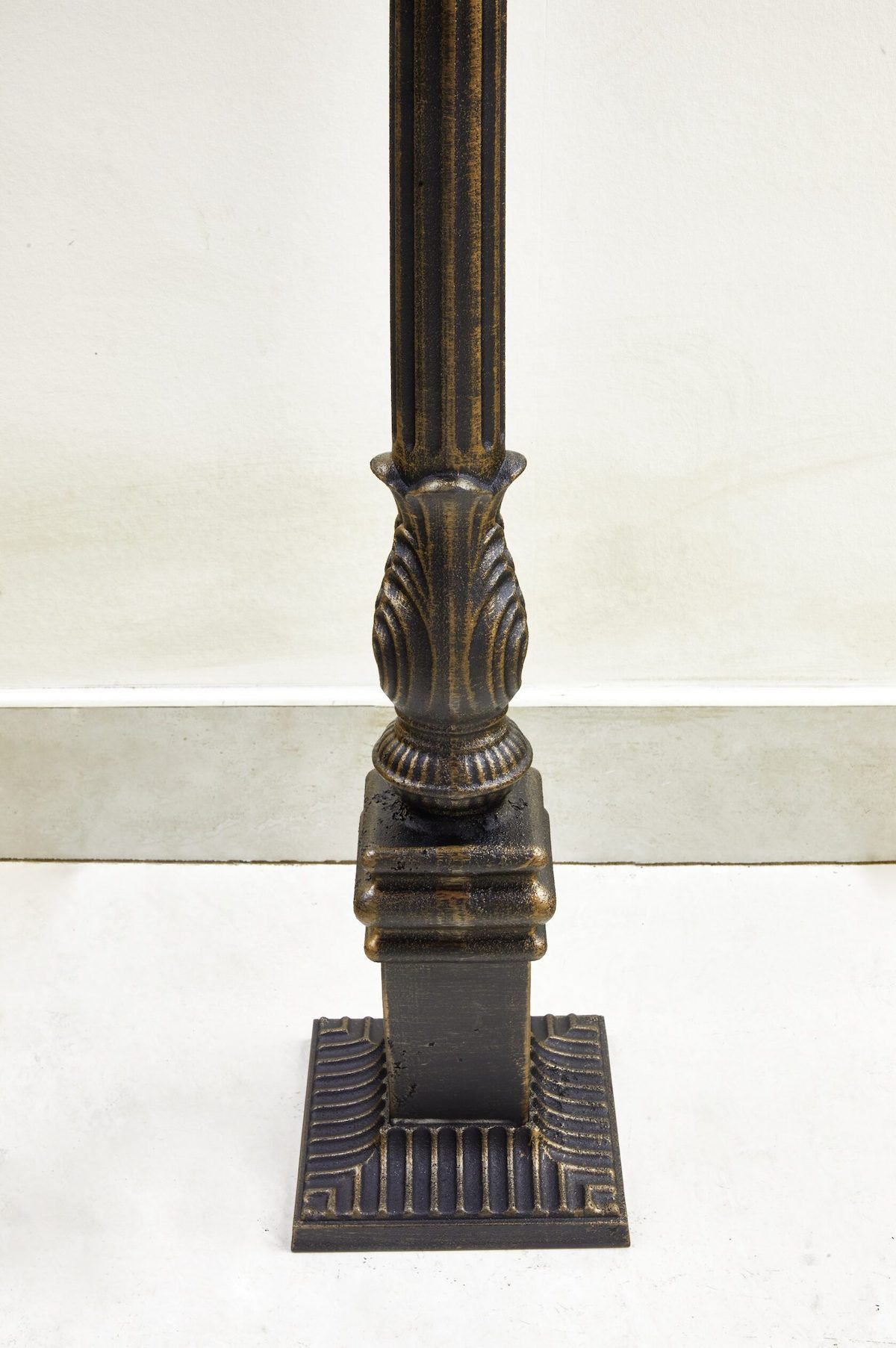 Столик квадратный чугунный на могилу 82963