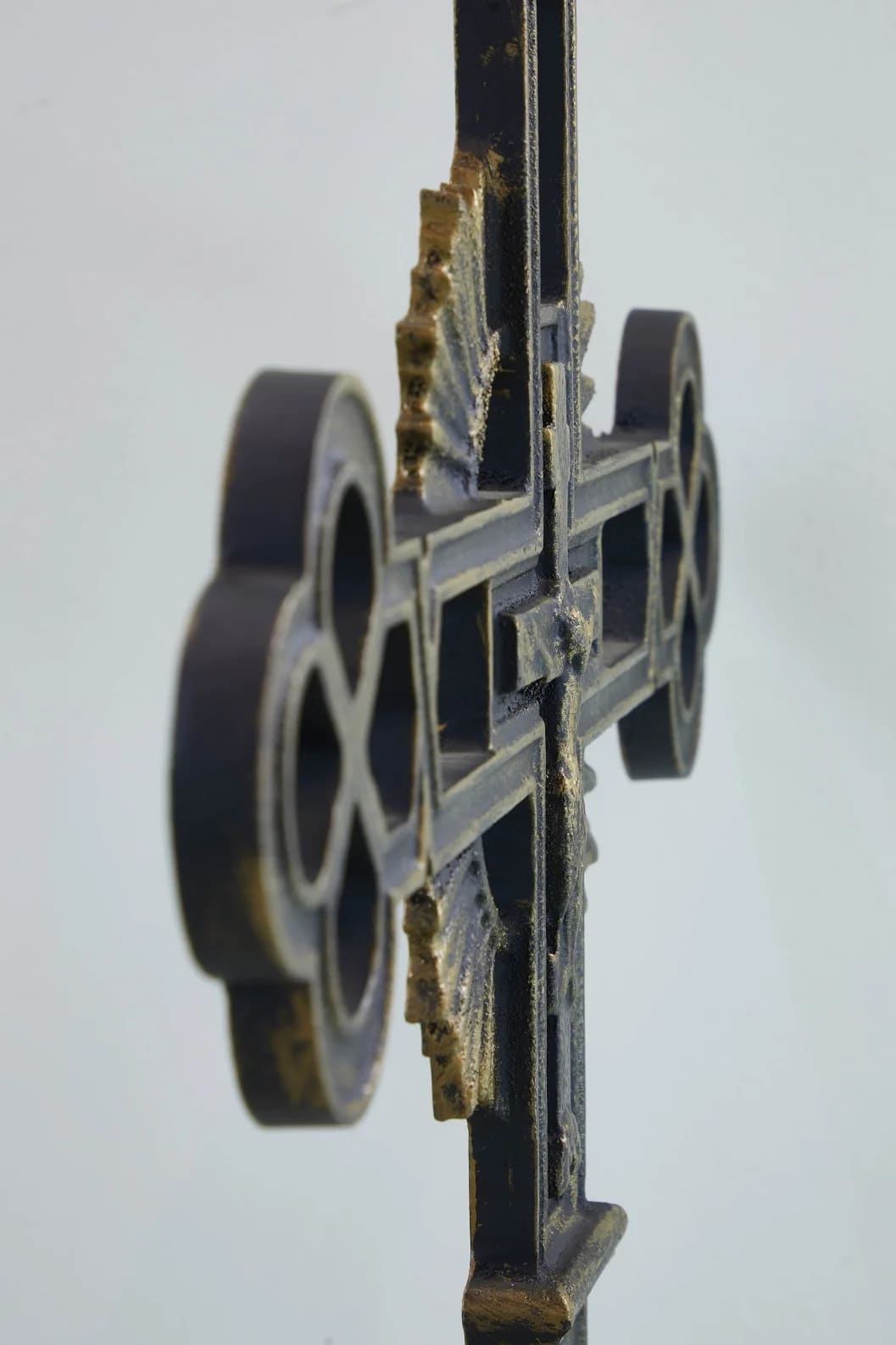 Крест металлический Лотос