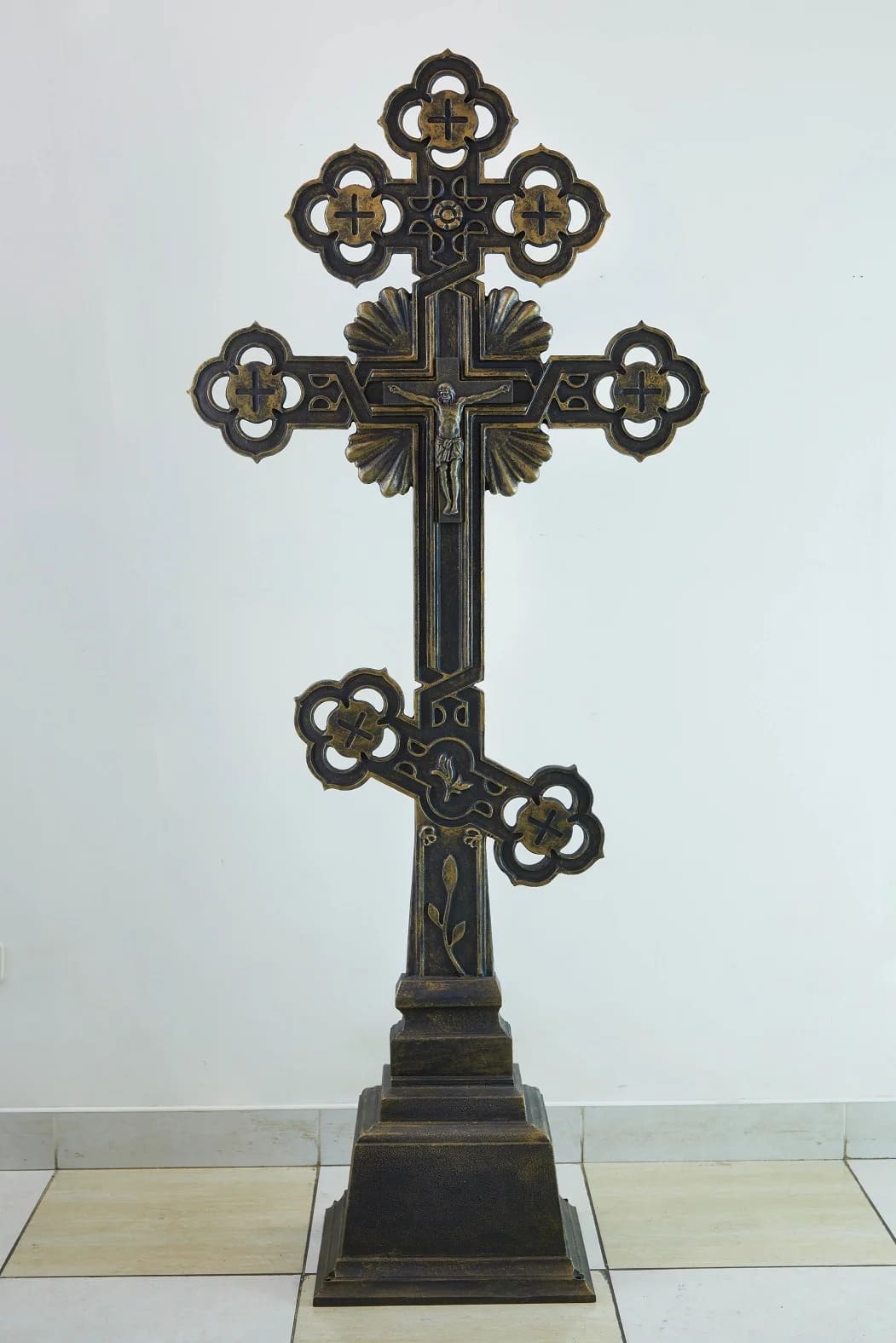 Крест чугунный 83003