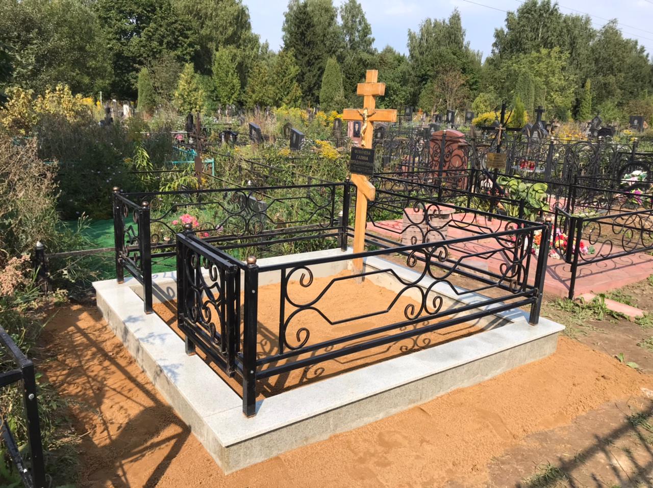 простая оградка на могилку