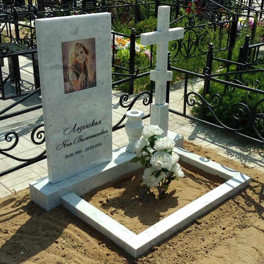 Памятник с крестом составной на могилу