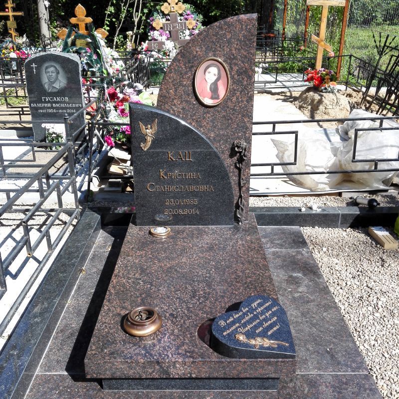 рамка овальная бронзовая на памятник