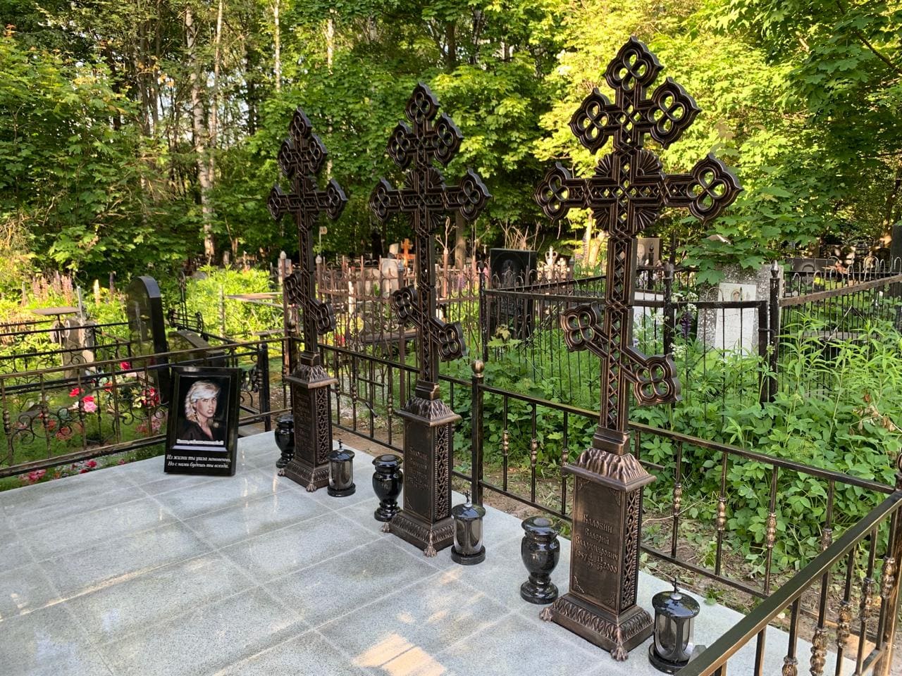 Крест чугунный 83004