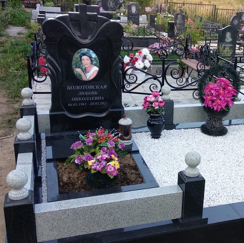 Цветник из гранита 81005