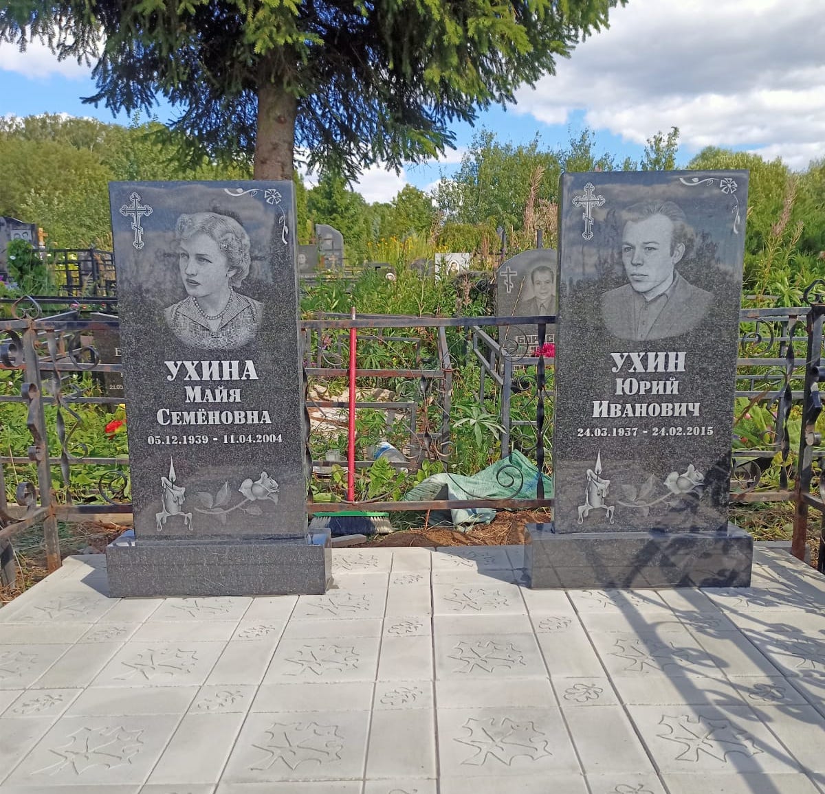 тротуарная плитка с листьями