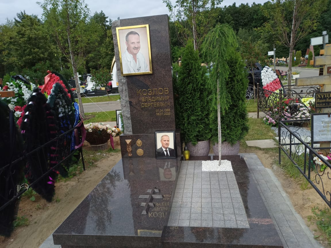 Декоративная крошка белая на могилу