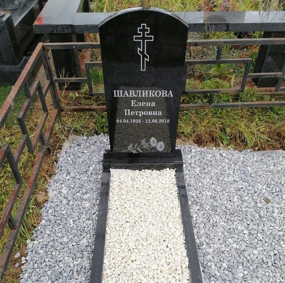памятник из гранита овальный