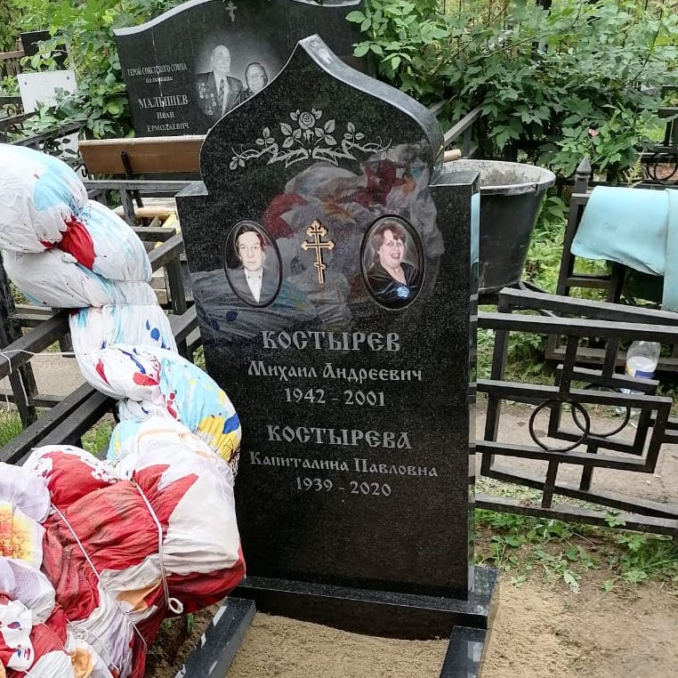крест накладка на памятник из бронзы
