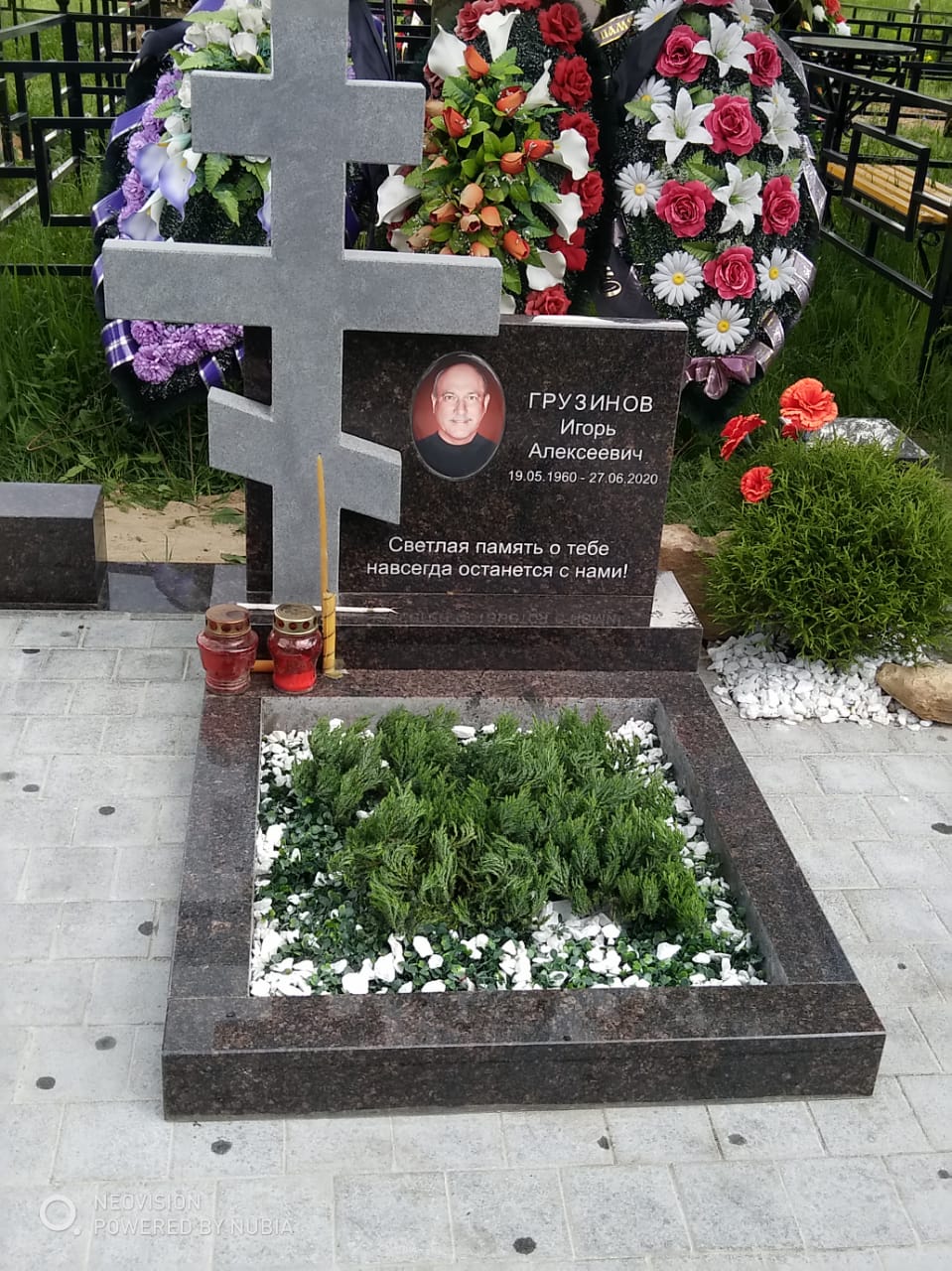 православный крест из гранита