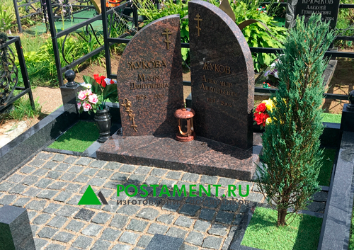 комплекс на могилу из двух памятников 