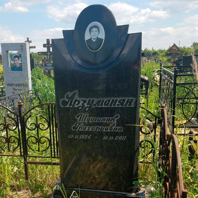 Памятник с птицей пескоструй