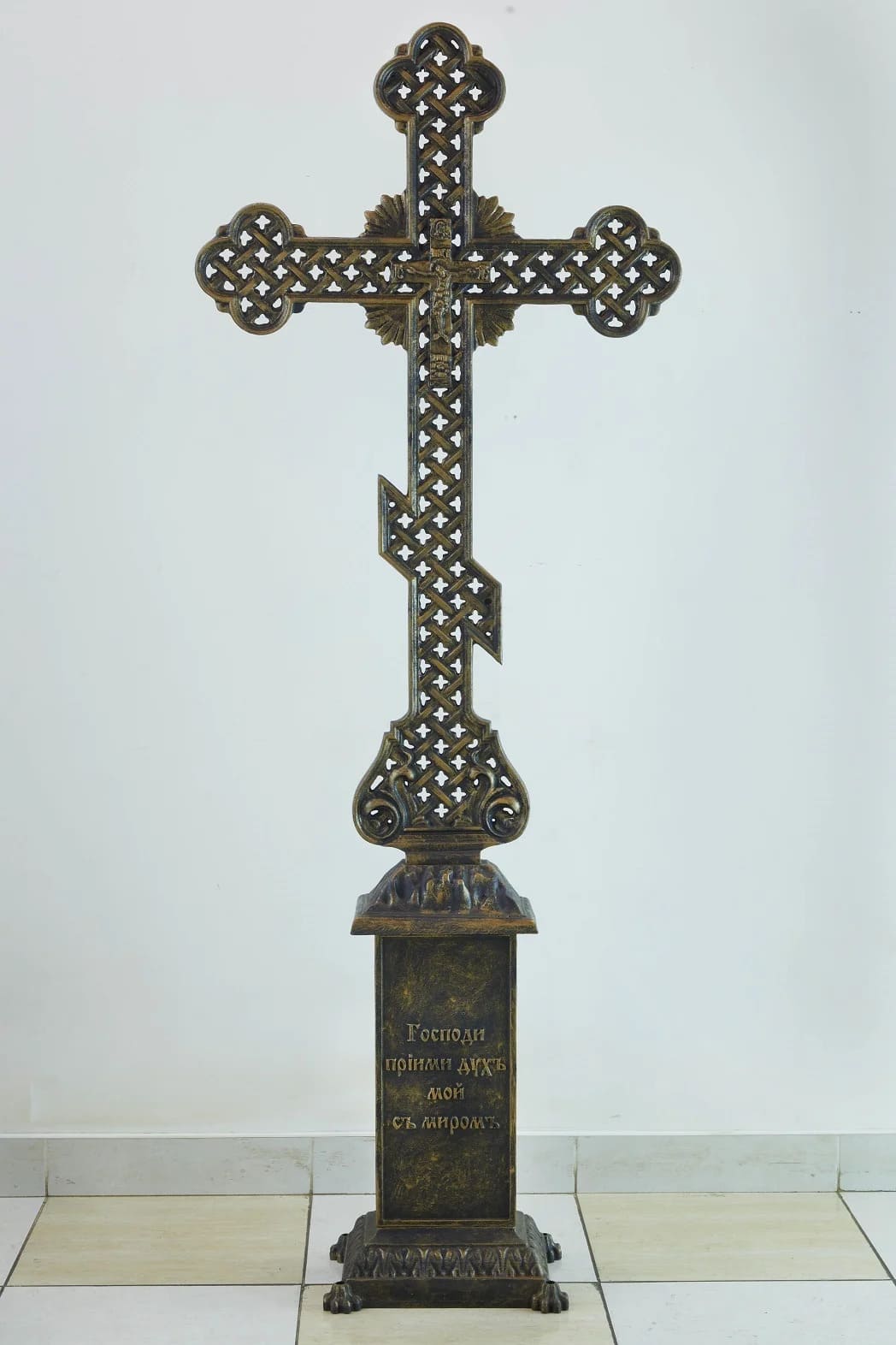 Крест из чугуна 83005