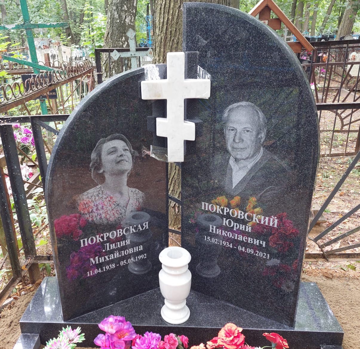 Угловой комплекс с накладным крестом