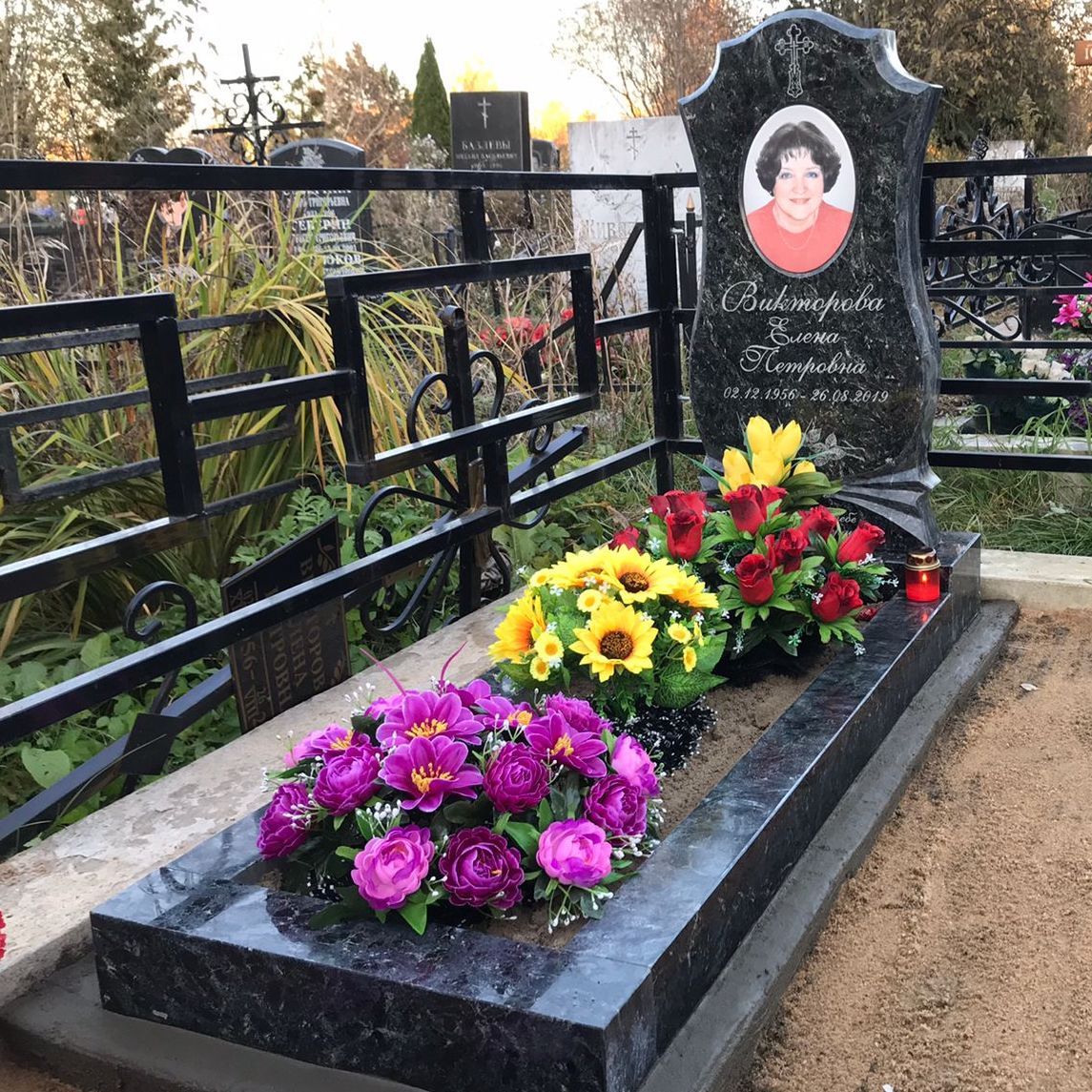 Полированная стела гармошкой 11315
