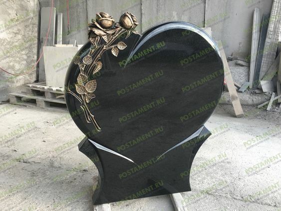 Розы в бронзе Розы в бронзе
