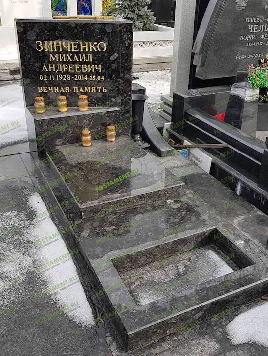 Колумбарный памятник из гранита Габбро Колумбарный памятник из гранита Габбро