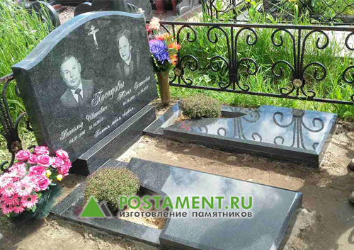 Горизонтальный памятник на 2 могилы Горизонтальный памятник на 2 могилы