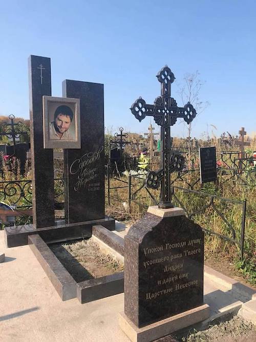 Чугунный декор на могилу
