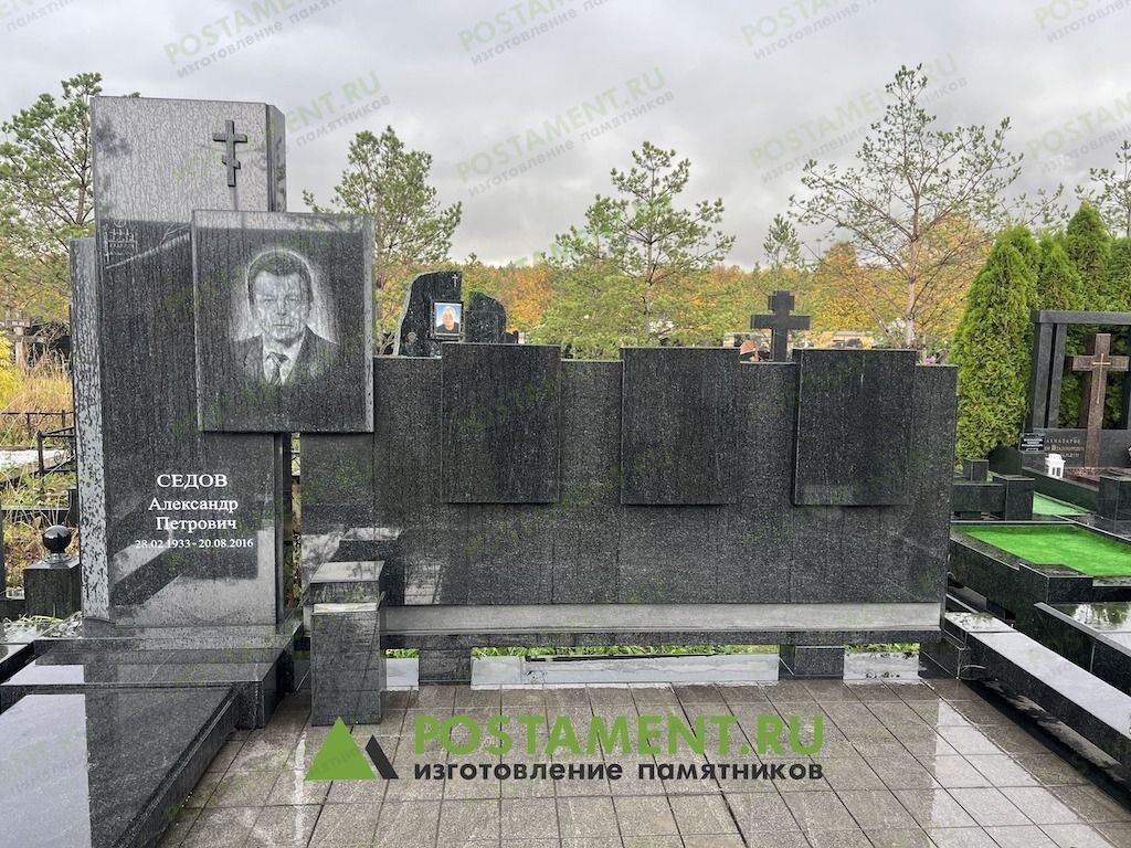 Памятник без защитного покрытия антидождь