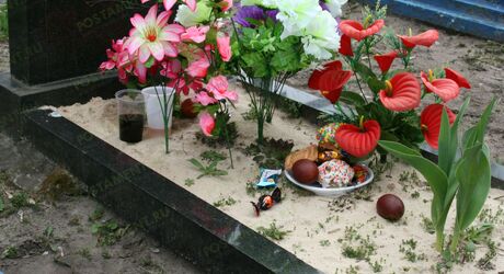 Можно ли ходить на кладбище в Пасху