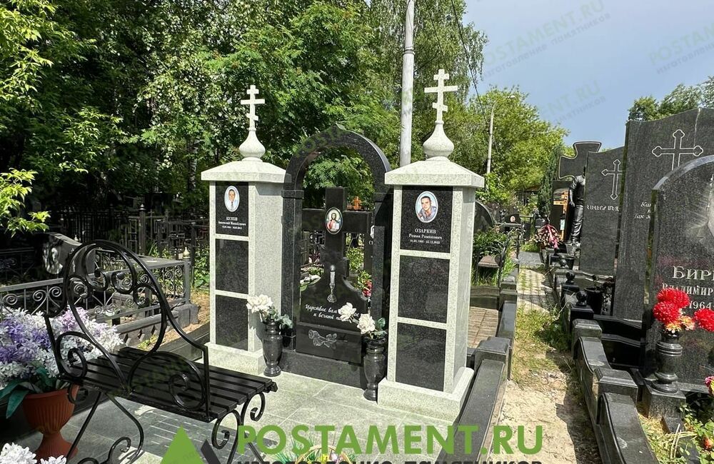 Колумбарий семейный православный с куполом и крестом