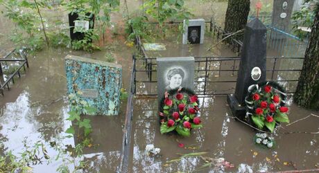 Что сделать, чтобы на могиле не было подтопления?