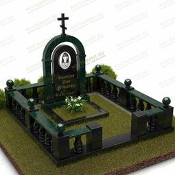 Комплекс с памятником-арка