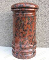 Оформление могилы - Урна из гранита 82802 для цветов